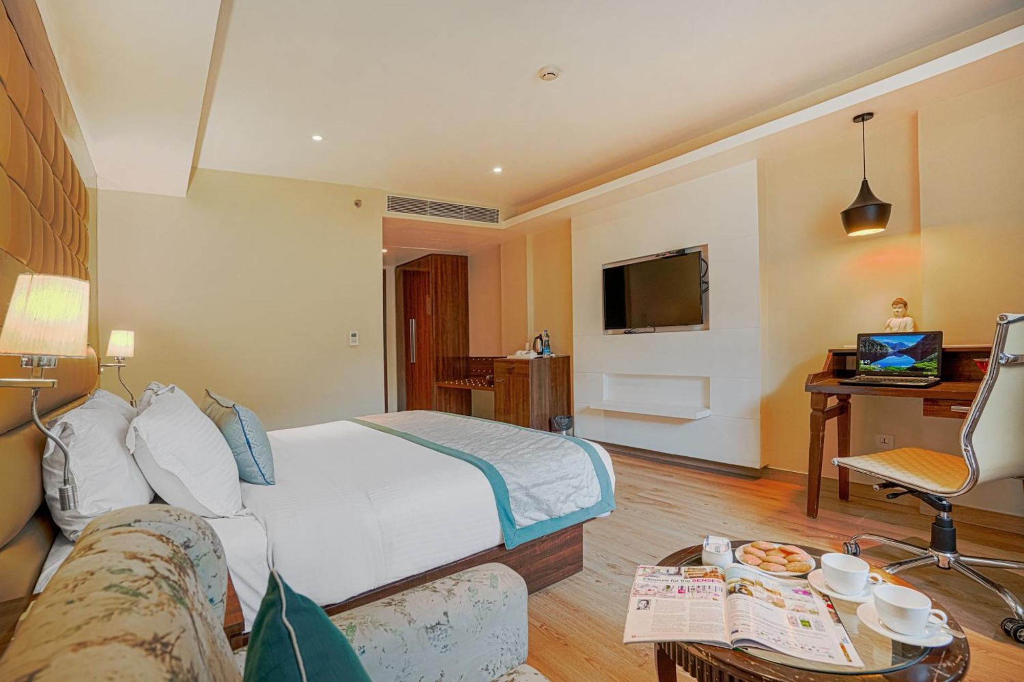 Hotel Himalayan Monal By Blueko Hotels Manāli Kültér fotó