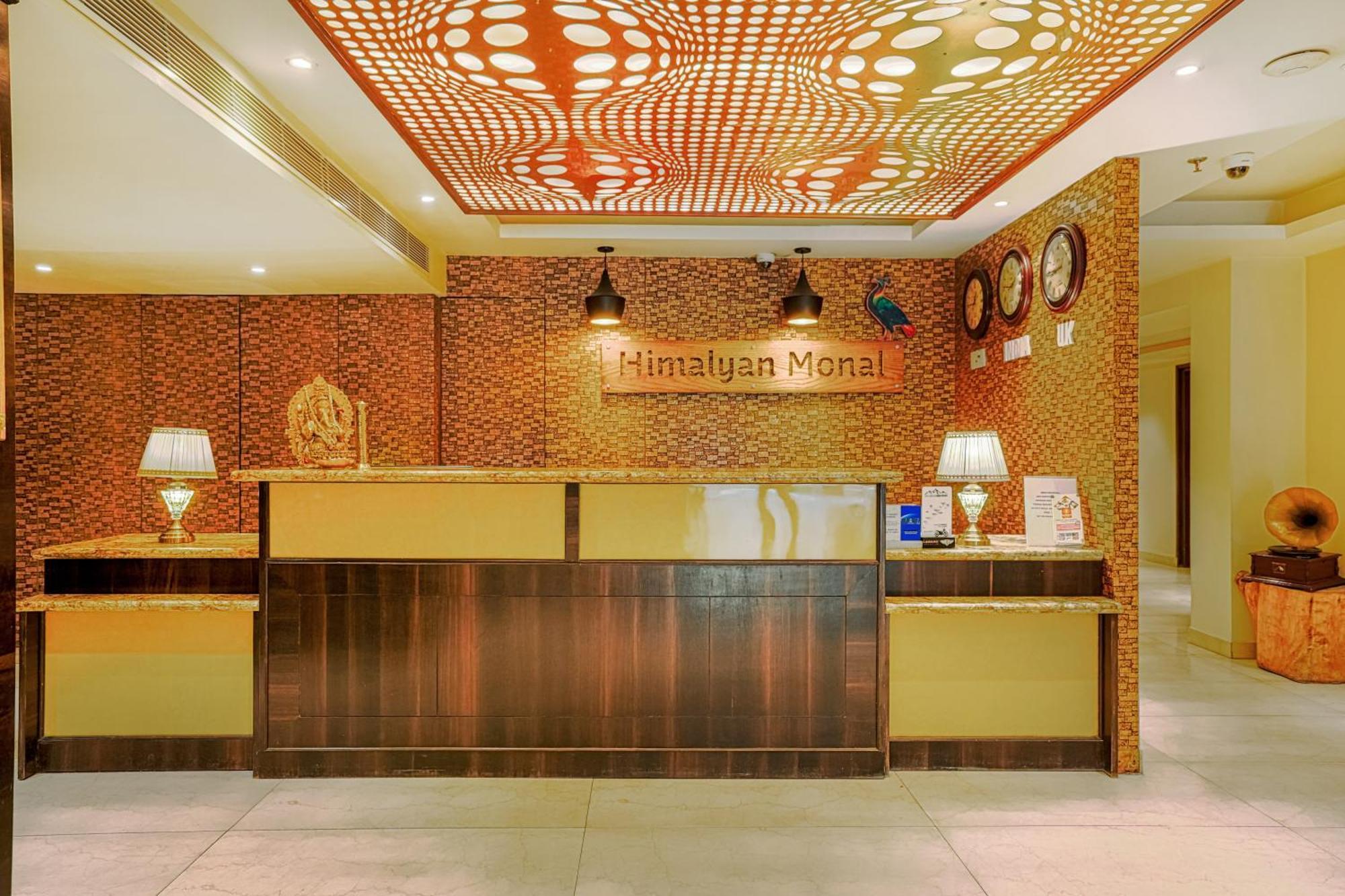 Hotel Himalayan Monal By Blueko Hotels Manāli Kültér fotó